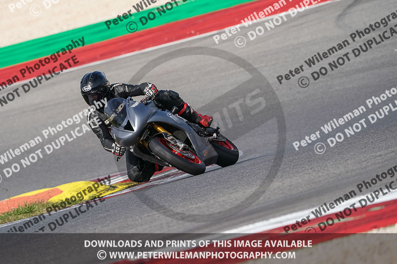 motorbikes;no limits;peter wileman photography;portimao;portugal;trackday digital images